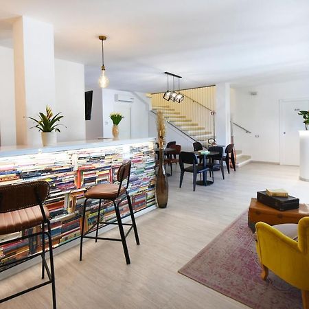Xenia Hotel Villasimius Eksteriør bilde