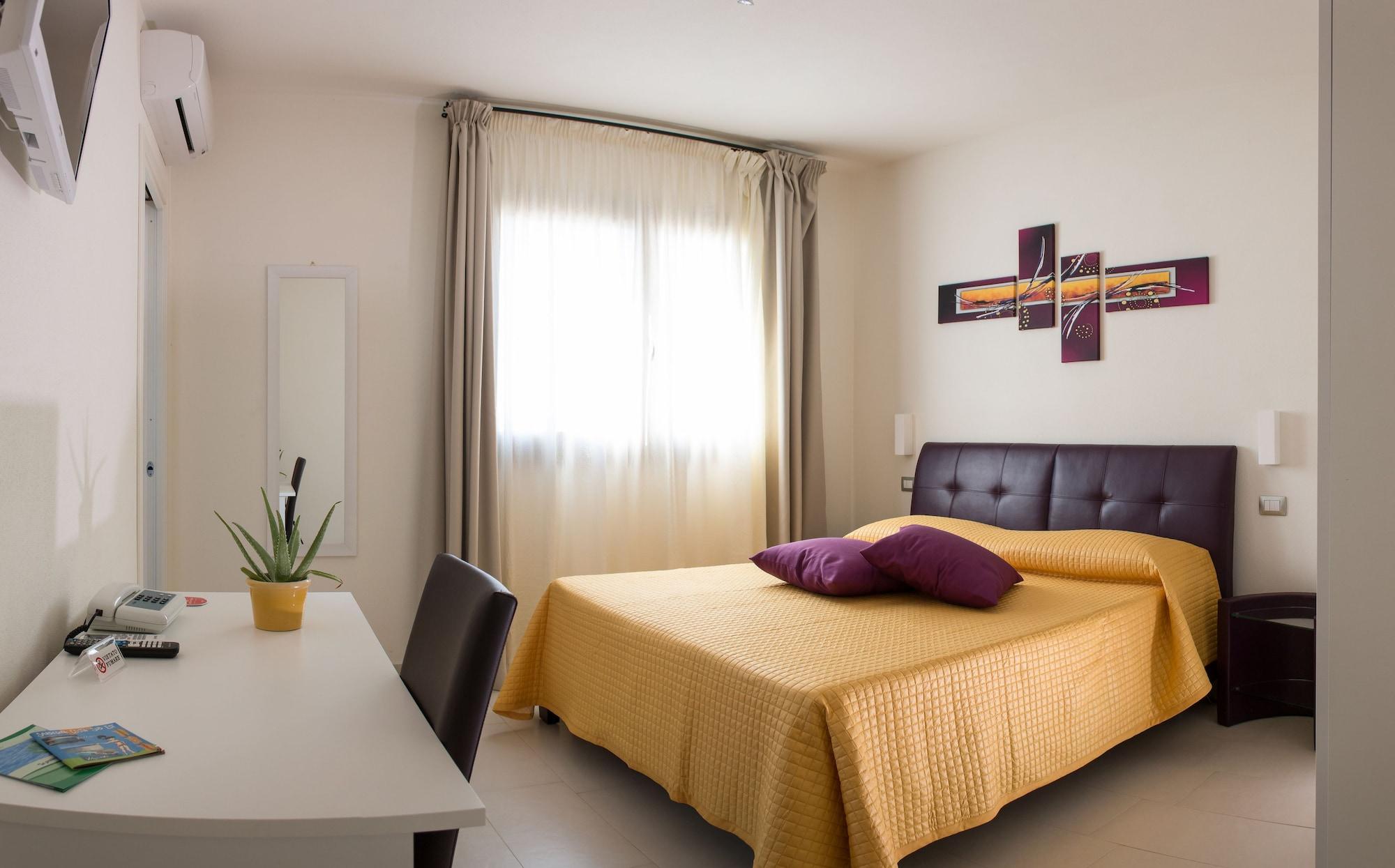 Xenia Hotel Villasimius Eksteriør bilde