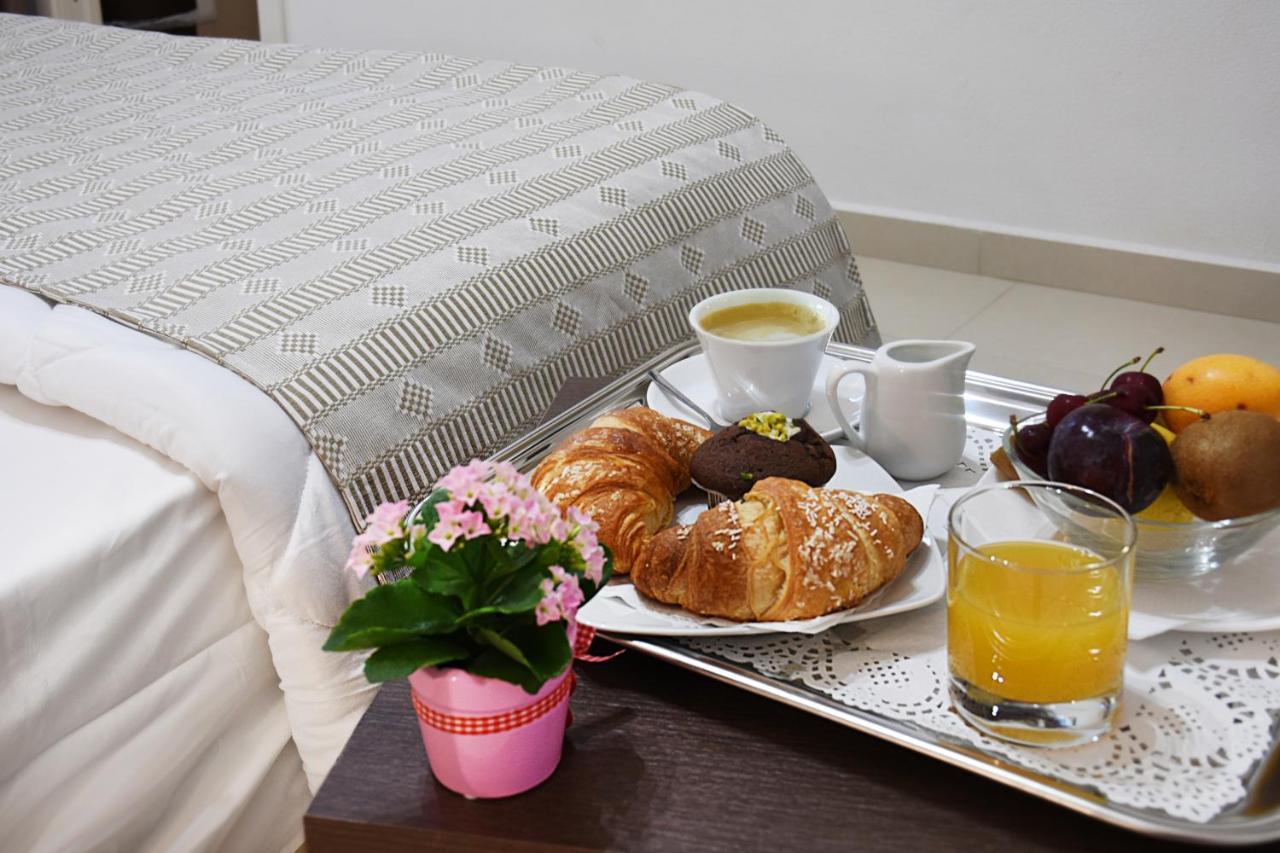 Xenia Hotel Villasimius Eksteriør bilde