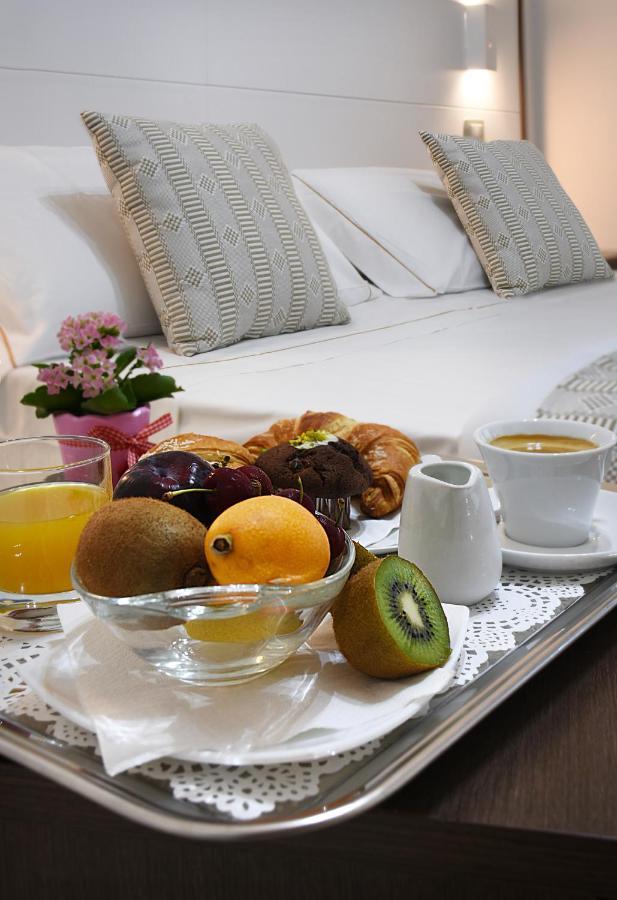 Xenia Hotel Villasimius Eksteriør bilde