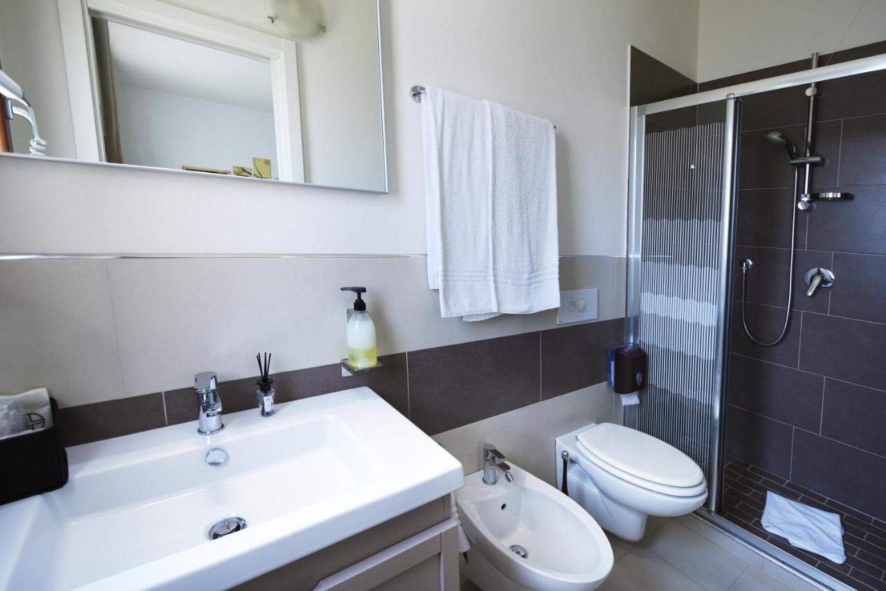 Xenia Hotel Villasimius Eksteriør bilde