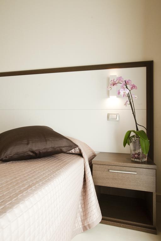 Xenia Hotel Villasimius Eksteriør bilde